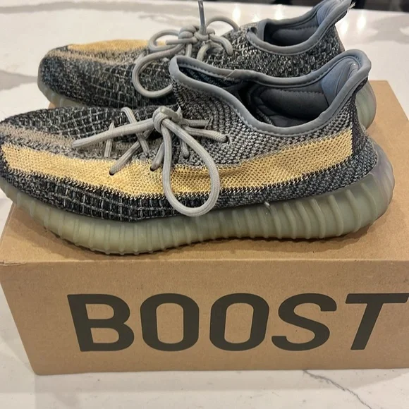 Yeezy boost 350 v2 ash blue size 7